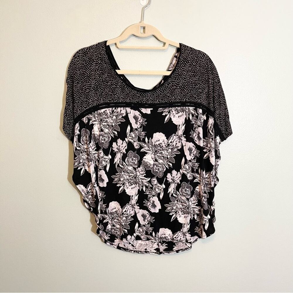 H&M Womens Floral Print Scoop Neck Short Sleeve Pullover Top Blouse Black Medium